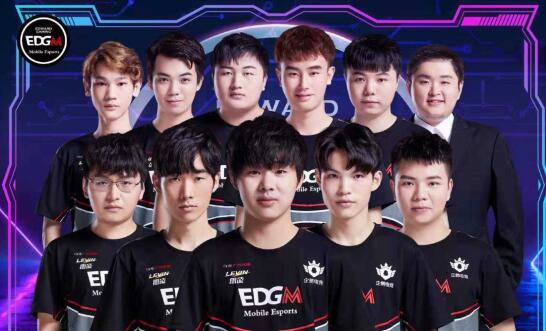 时刻下决心 时刻下决心